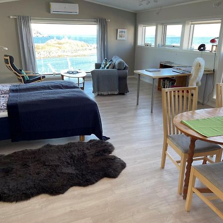Frugga Feriehus Og Leilighet Straumsjoen Exteriör bild
