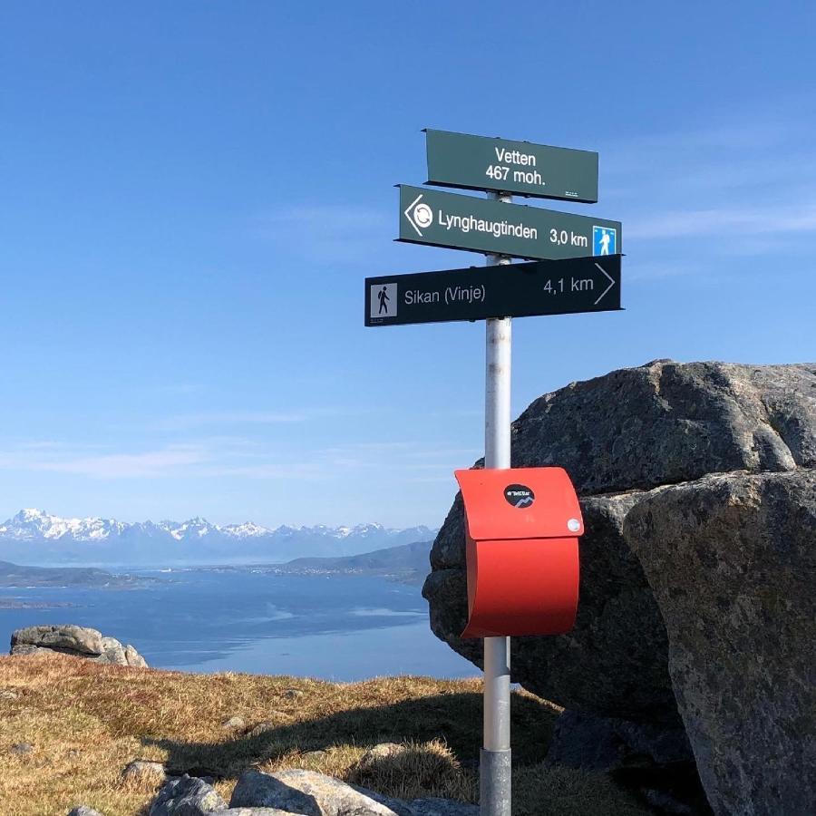 Frugga Feriehus Og Leilighet Straumsjoen Exteriör bild
